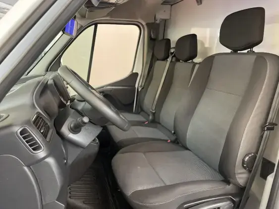 RENAULT MASTER III - voiture d'occasion - Photo 18
