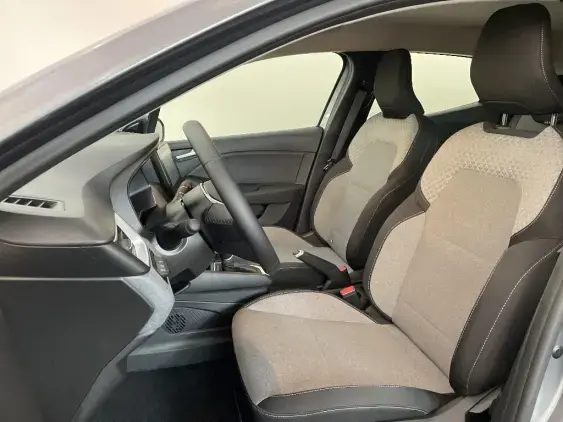 RENAULT CLIO V - voiture d'occasion - Photo 18