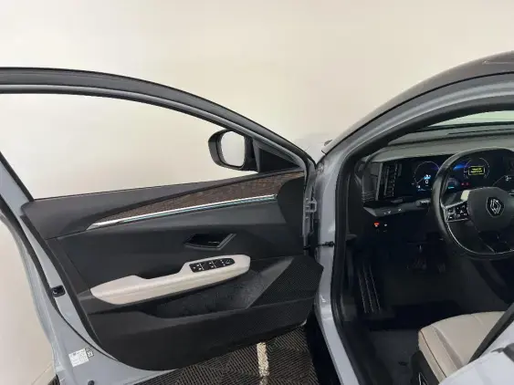 RENAULT MEGANE V - voiture d'occasion - Photo 18