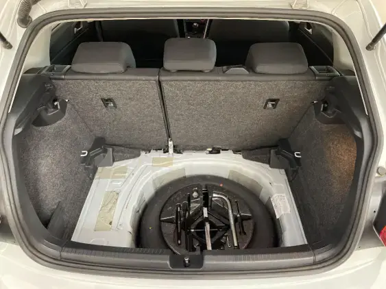 VOLKSWAGEN POLO VI - voiture d'occasion - Photo 17