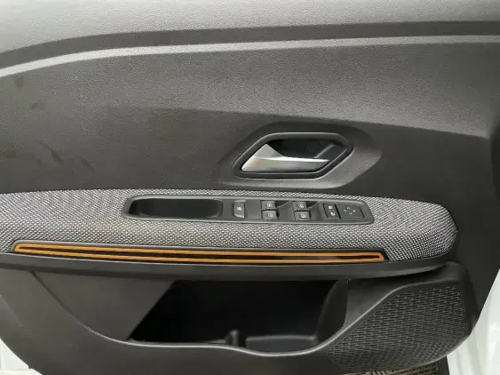 DACIA SANDERO III - voiture d'occasion - Photo 19