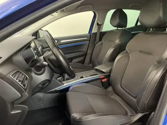 RENAULT MEGANE IV - voiture d'occasion - Photo 18