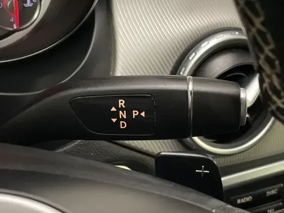 MERCEDES-BENZ CLASSE GLA - voiture d'occasion - Photo 21
