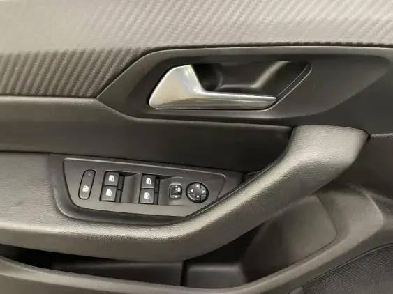 PEUGEOT 508 II - voiture d'occasion - Photo 17
