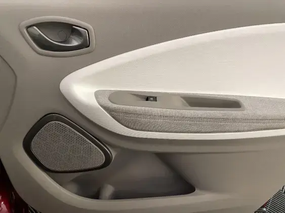 RENAULT ZOE - voiture d'occasion - Photo 20
