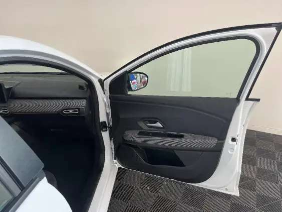 DACIA SANDERO III - voiture d'occasion - Photo 19