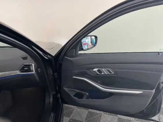 BMW SERIE 3 TOURING VII - voiture d'occasion - Photo 20