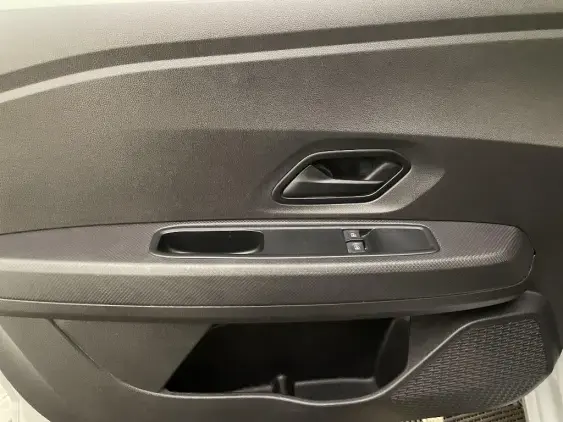 DACIA SANDERO III - voiture d'occasion - Photo 19