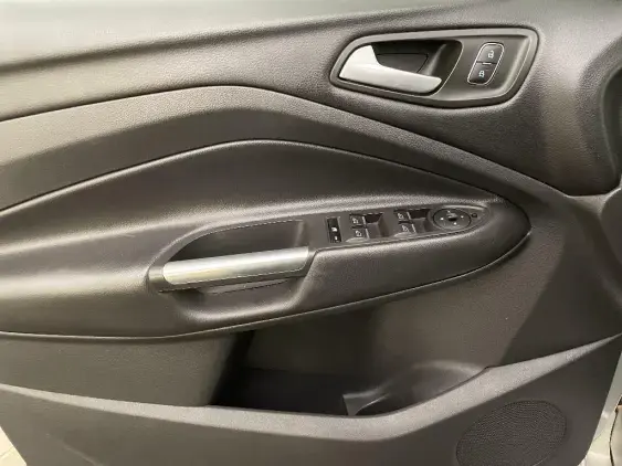FORD KUGA II - voiture d'occasion - Photo 19