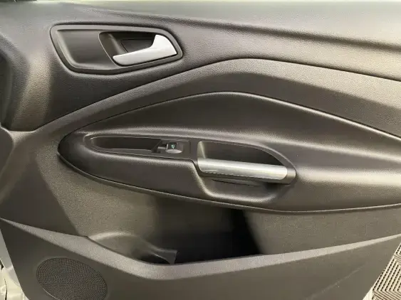 FORD KUGA II - voiture d'occasion - Photo 20