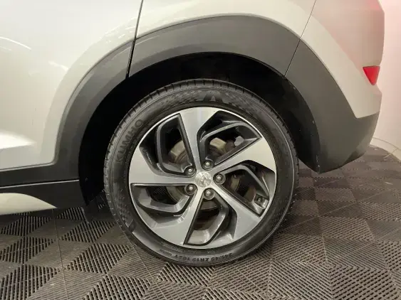 HYUNDAI TUCSON II - voiture d'occasion - Photo 24