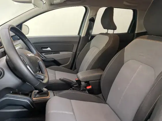 DACIA DUSTER II - voiture d'occasion - Photo 15