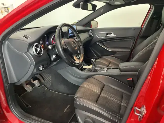 MERCEDES-BENZ CLASSE GLA - voiture d'occasion - Photo 16