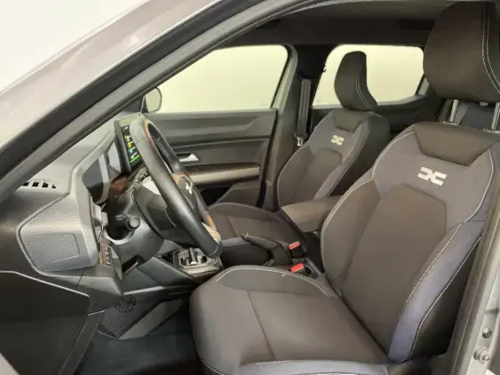 DACIA DUSTER III - voiture d'occasion - Photo 18