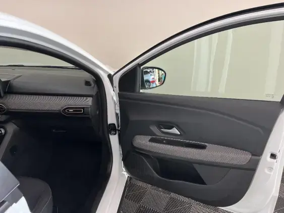 DACIA SANDERO III - voiture d'occasion - Photo 19