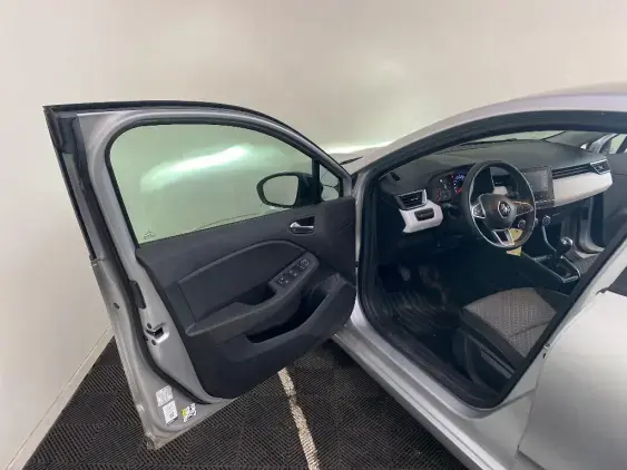 RENAULT CLIO V - voiture d'occasion - Photo 17