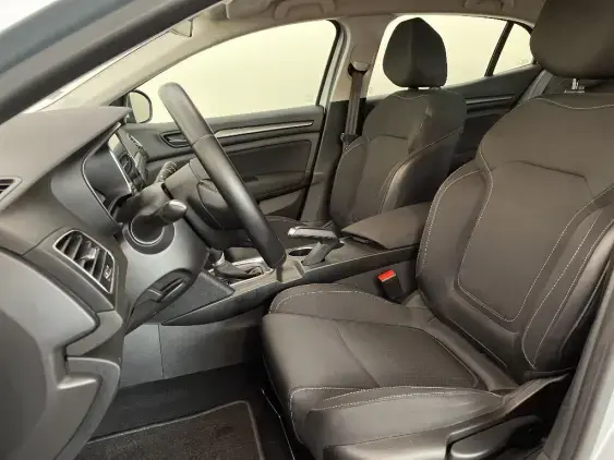 RENAULT MEGANE IV - voiture d'occasion - Photo 18