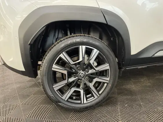 TOYOTA YARIS CROSS I - voiture d'occasion - Photo 25