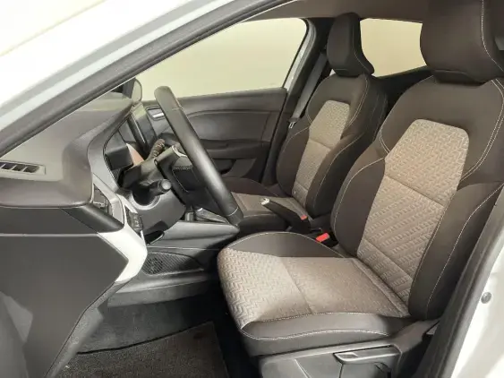 RENAULT CLIO V - voiture d'occasion - Photo 18