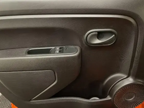 RENAULT TWINGO ELECTRIQUE III - voiture d'occasion - Photo 19