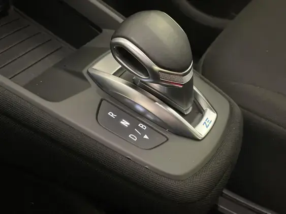 RENAULT ZOE - voiture d'occasion - Photo 17