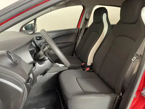 RENAULT ZOE - voiture d'occasion - Photo 18