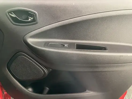 RENAULT ZOE - voiture d'occasion - Photo 20