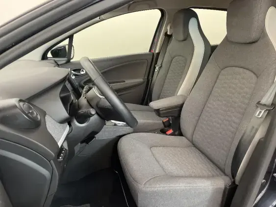 RENAULT ZOE - voiture d'occasion - Photo 18