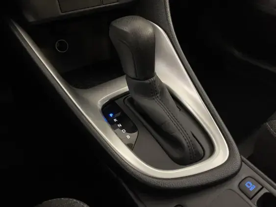 TOYOTA YARIS IV - voiture d'occasion - Photo 21