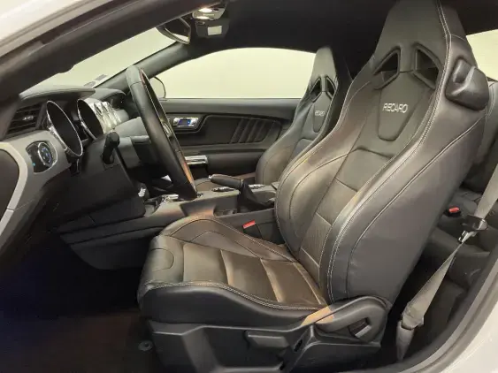 FORD MUSTANG VI - voiture d'occasion - Photo 18