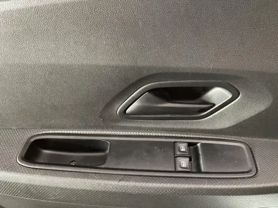 DACIA SANDERO III - voiture d'occasion - Photo 17