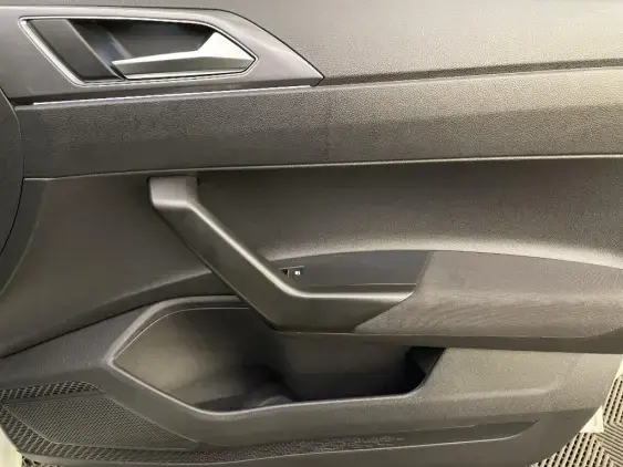 VOLKSWAGEN POLO VI - voiture d'occasion - Photo 20