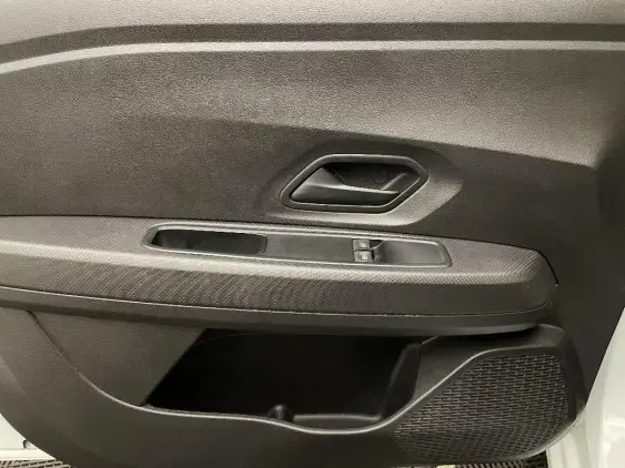DACIA SANDERO III - voiture d'occasion - Photo 19