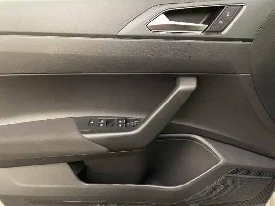 VOLKSWAGEN TAIGO - voiture d'occasion - Photo 19