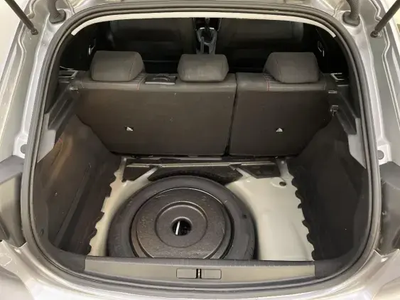 PEUGEOT 208 II - voiture d'occasion - Photo 17