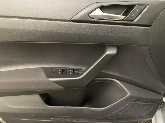 VOLKSWAGEN POLO VI - voiture d'occasion - Photo 19