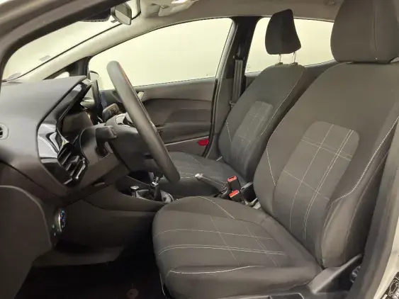 FORD FIESTA VII - voiture d'occasion - Photo 18