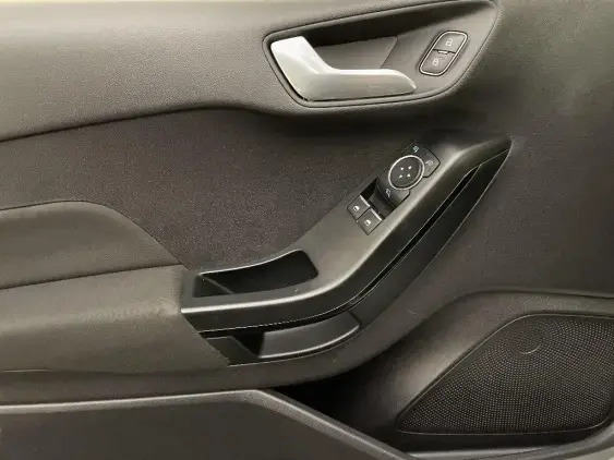 FORD FIESTA VII - voiture d'occasion - Photo 19