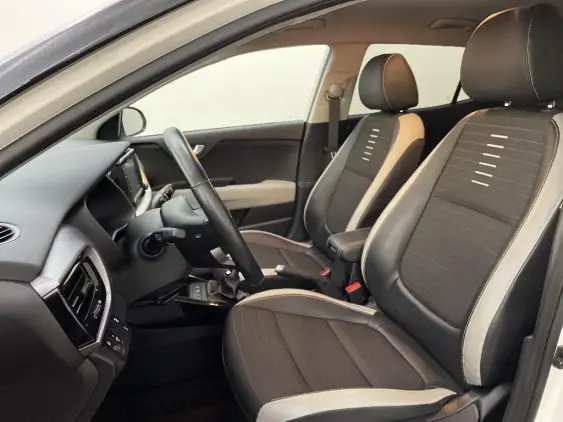 KIA STONIC - voiture d'occasion - Photo 18