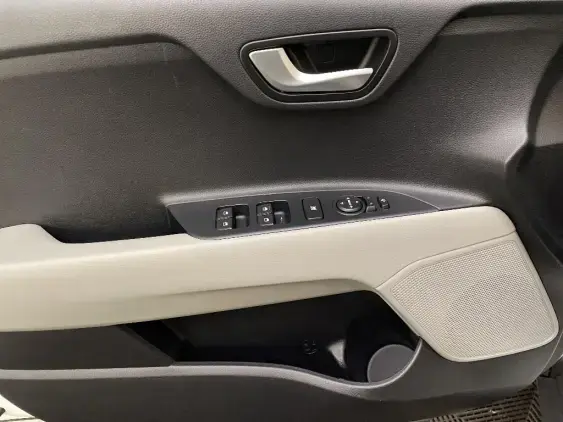 KIA STONIC - voiture d'occasion - Photo 19