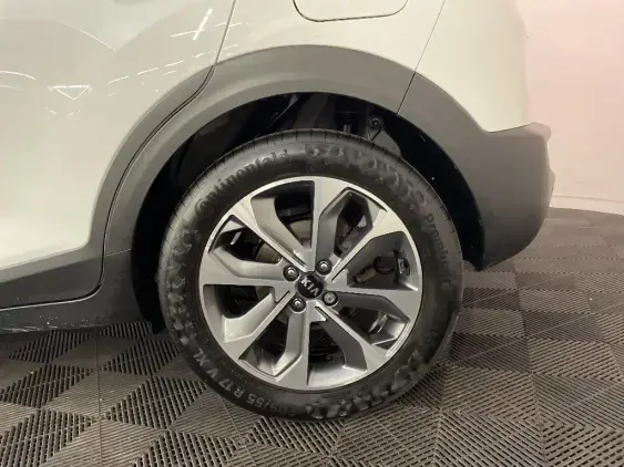 KIA STONIC - voiture d'occasion - Photo 24