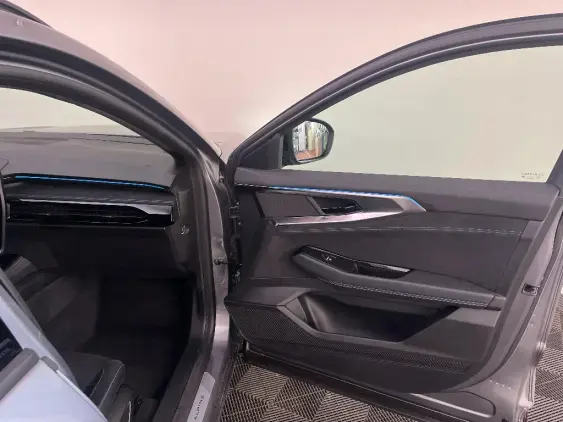 RENAULT ESPACE VI - voiture d'occasion - Photo 19
