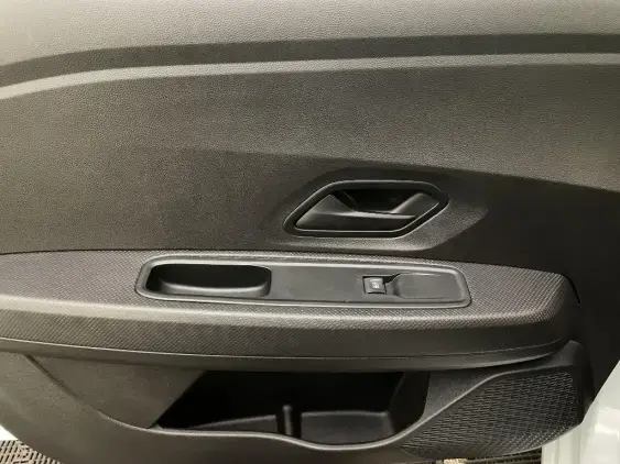 DACIA SANDERO III - voiture d'occasion - Photo 19
