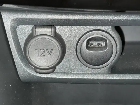 PEUGEOT 2008 - voiture d'occasion - Photo 21