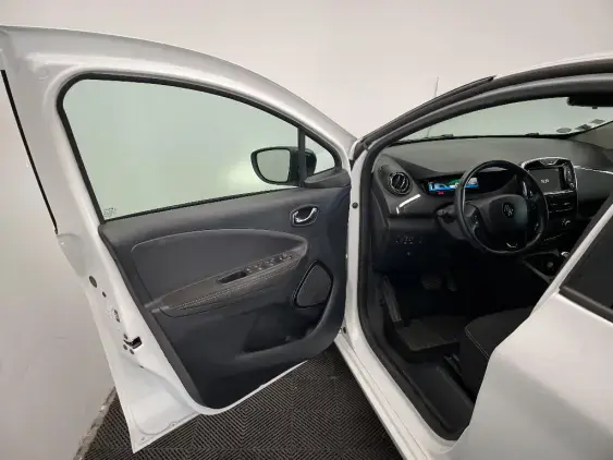RENAULT ZOE - voiture d'occasion - Photo 19