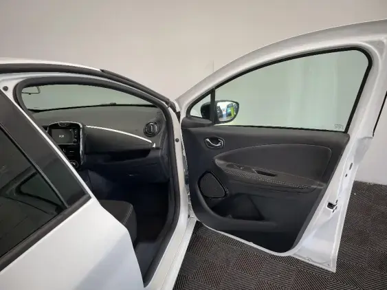RENAULT ZOE - voiture d'occasion - Photo 20