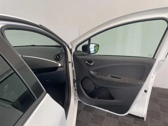 RENAULT ZOE - voiture d'occasion - Photo 20