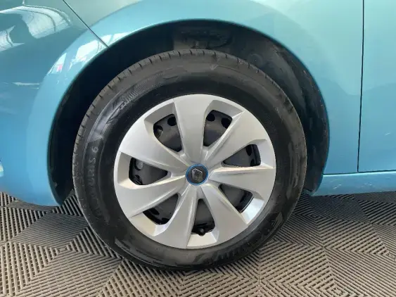 RENAULT ZOE - voiture d'occasion - Photo 21