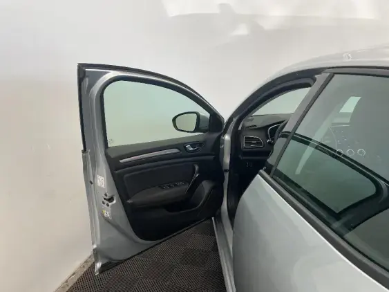 RENAULT MEGANE IV - voiture d'occasion - Photo 18