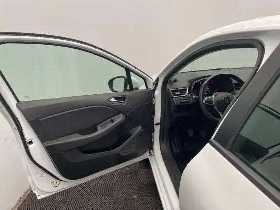 RENAULT CLIO V - voiture d'occasion - Photo 18